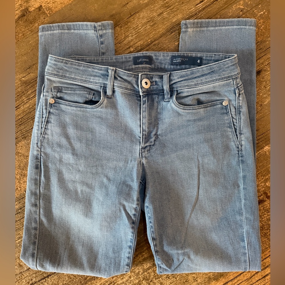 J.Jill Denim Authentic Fit Slim Ankle Jeans Size 4 - Picture 2 of 9
